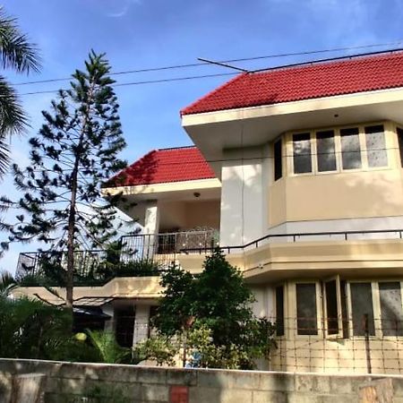 Apartamento Coral Shelters Kochadai Madurai Exterior foto